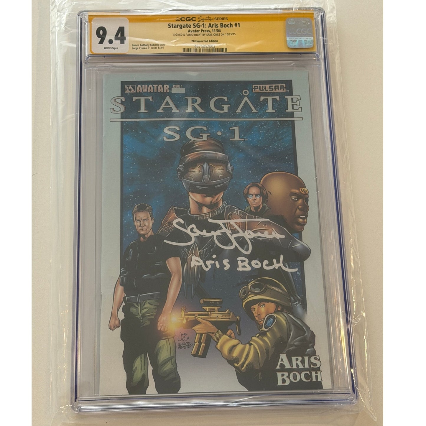 Stargate SG-1: Aris Boch  9.4 CGC S.S. "ARIS BOCH" by SAM JONES Platinum Foil