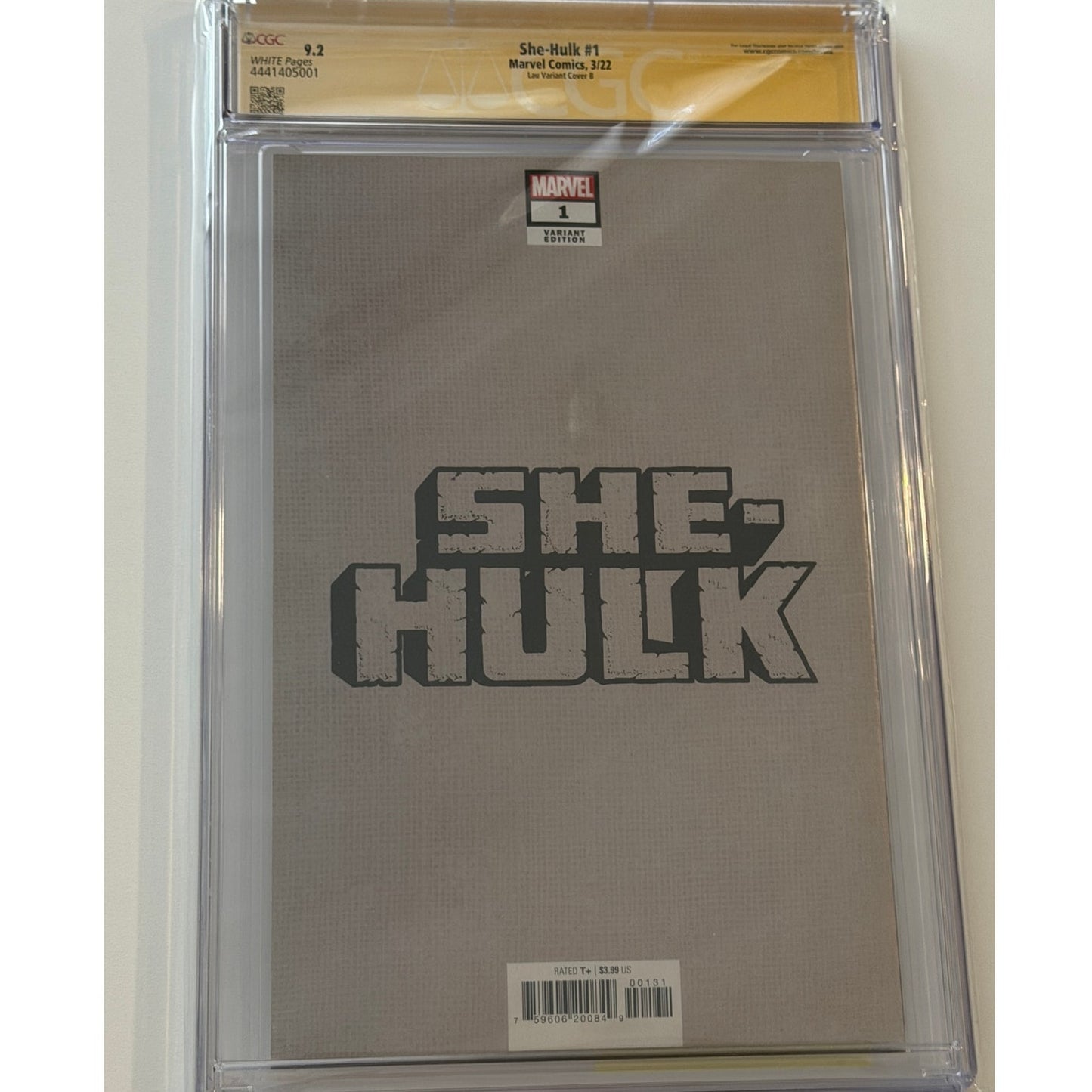 She-Hulk #1 9.2 CGC S.S.TATIANA MASLANY Lau Variant Cover B