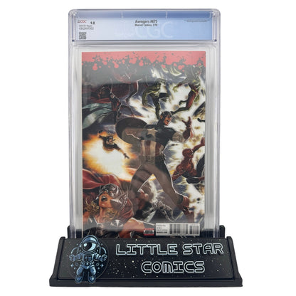 Avengers #675 - CGC 9.8 - Wraparound Lenticular Cover