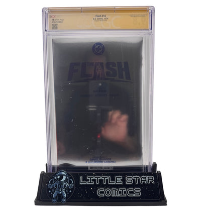 Celeb Flash #14 CGC SS 9.8 - Signed by Michael Rosenbaum (The Flash)